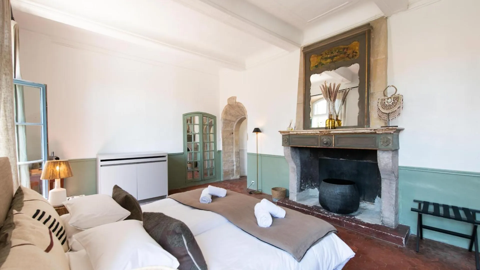 Au Ralenti Du Lierre Hotel Beaumettes Frankrijk