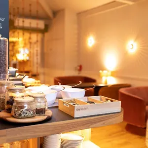 https://hotel-ibis-st-etienne-gare-chateaucreux.hotels-rhonealpes.com