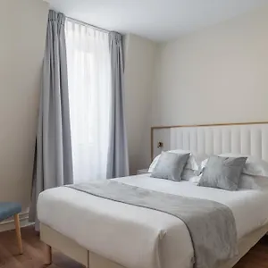 https://des-deux-avenues.fr-paris.fr